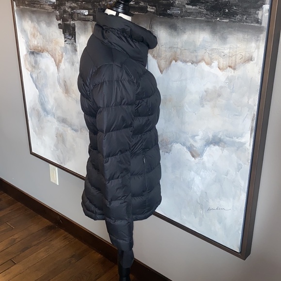 Athleta Puffer Coat - Picture 7 of 16